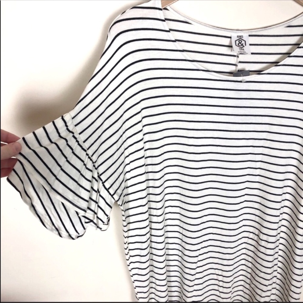 NWT Agnes & Dora Stripe Frill Ruffle Sleeve Top
